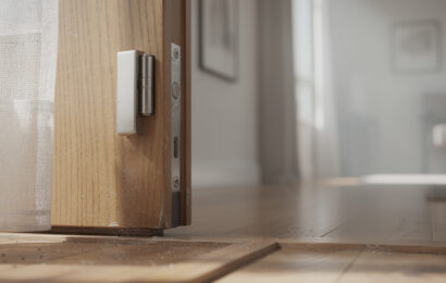 découvrez des astuces efficaces pour éviter l'ouverture accidentelle des portes claquées dans votre maison et renforcer la sécurité de votre intérieur.