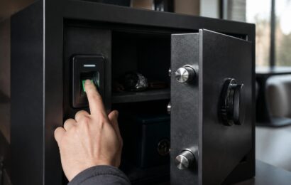découvrez les critères essentiels pour choisir un coffre-fort biométrique haute sécurité, alliant protection avancée et technologie innovante pour sécuriser vos biens précieux.